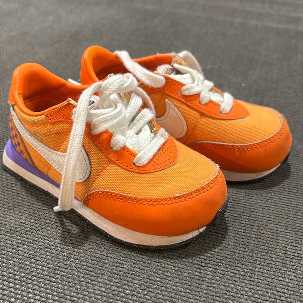 Nike toddler shoes
